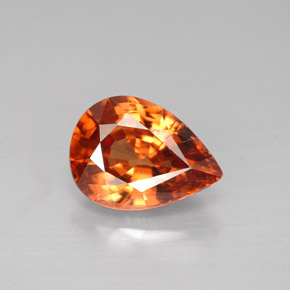 Zircone Arancio dorato naturale da 3.13 ct, Forma a pera, VS