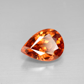 Zircone Arancio dorato naturale da 3.13 ct, Forma a pera, VS