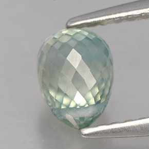 Zircone naturale verde da 1,82 ct, briolette, VS