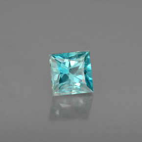 Zircone naturale blu da 0,65 ct, quadrato, VS