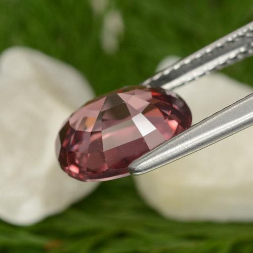 Zircone naturale rosso da 4,42 ct, taglio ovale, VVS