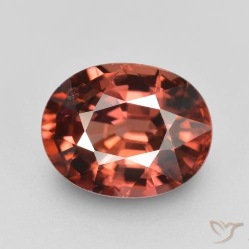 Zircone Rosso medio-scuro naturale da 3.06 ct, Taglio ovale, VS