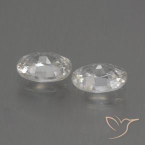 Gemme di Zircone Bianco caldo naturale da 2.30 ct, Ovale, VVS-VS