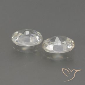 Gemme di Zircone Bianco caldo naturale da 2.32 ct, Ovale, VVS-VS