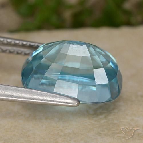 Zircone Blu medio naturale da 6.38 ct, Ovale, VVS