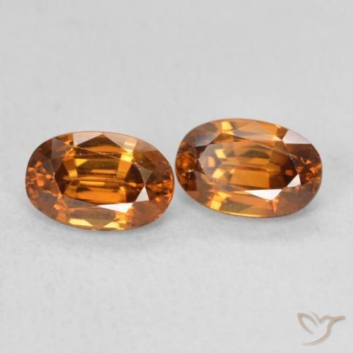 Gemme di Zircone Arancio Medio naturale da 1.66 ct, Ovale, VVS-VS